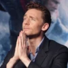Tom Hiddleston (by ) 23
