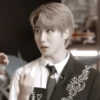 せ han jisung 🧦 :; by 7