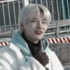 せ jeongin 📦 :; by 17