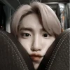 せ han jisung 🧦 :; by 20