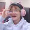 Byun Baekhyun:; 🥨 by @kpopstickerssss 15