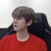 Byun Baekhyun:; 🥨 by @kpopstickerssss 21