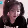 mood nayeon 🎸 by @fancamstanf :: @fStikBot 5