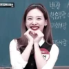mood nayeon 🎸 by @fancamstanf :: @fStikBot 9