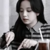 ☕ | jisoo > @xillun :; by 18