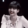 🫐 Lisa by @asyjii :: 18