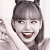 🫐 Lisa by @asyjii :: 22