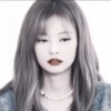 Jennie @stickerfromlili :: 7