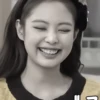 ‹‹ mood: jennie:: by 12