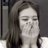 ‹‹ mood: jennie:: by 27