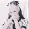 Jennie @k_jennifer :: 26