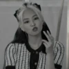 • jennie ✍️ 25