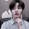 Jeongin ;; 8