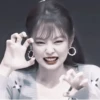 や jennie 🪐 ;: 12