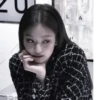 Jennie | 19