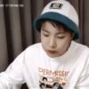 Hoseok bts :; 22