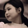 🦇’ jennie :: @cuutesticker :: 21