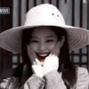 𖠿 :: JENNIE 𖥻 23