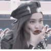 や jennie 🪐 ;: 23