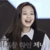 ☕️ ׄ jennie  ׅ ⤸ –  @tthvmw 12