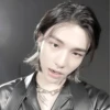 𖥻 🧉 : hyunjin : by 17