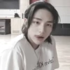 𖥻 🧉 : hyunjin : by 26