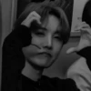 𓆤. jhope's moōd ❩ ─ 19