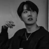 𓆤. jhope's moōd ❩ ─ 20