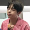 Tae's family 29