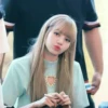€~× Lisa | | 20