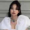 JENNIE 10