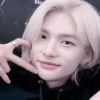 𝅄 ャﾞ hyunjin. ;: @smstickerr 27