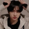 hyunjin :: 6