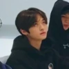 Stray kiss 2 by 8