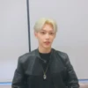 ,Lee felix Vlive. 22