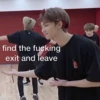 Stray kids, woo! 7
