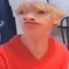 Stray kids, woo! 9