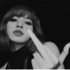Lisa🤍 @stan_bphouse :: 17