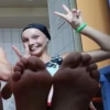 @GirlsFootBot 20