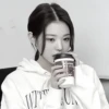 ‹‹ mood: wonyoung:: by 25