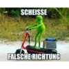 SCHEISSE
FALSCHE RICHTUNG