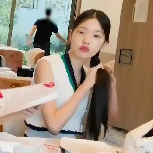 Wonyoung / IVE  2