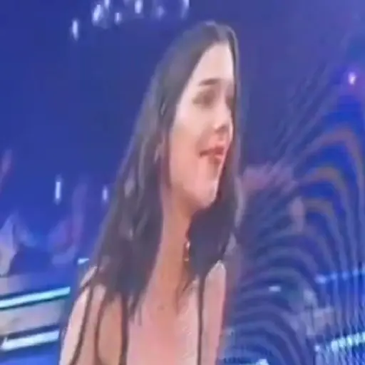 KeniaOs y peso pluma llorando 7