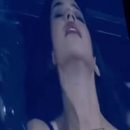 KeniaOs y peso pluma llorando 5