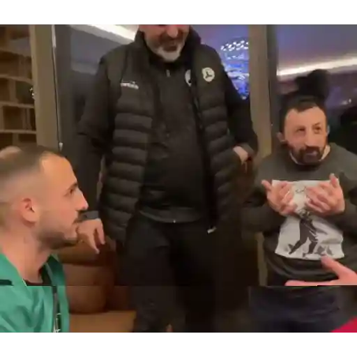 ... 10