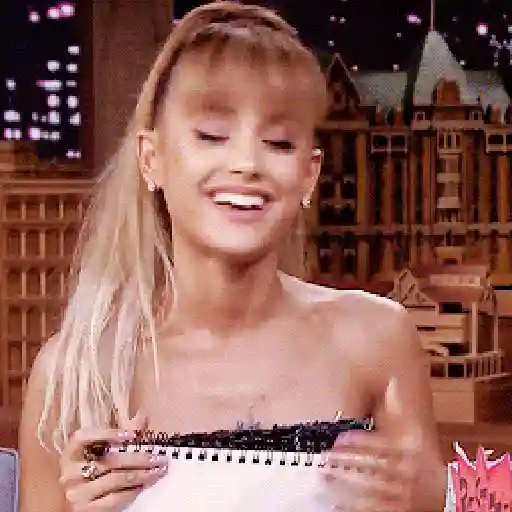 Ariana Grande 4 20
