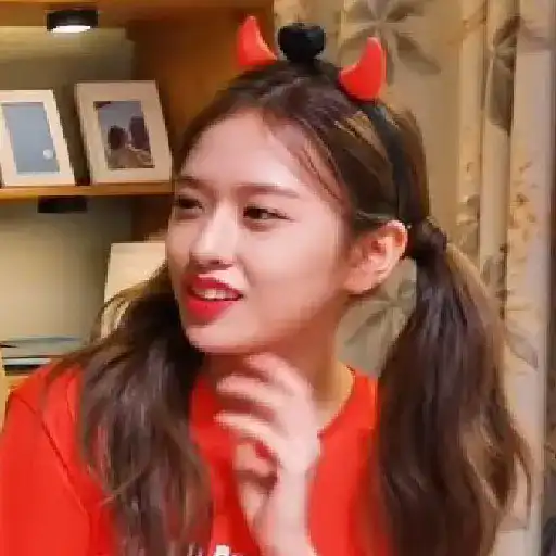 Yujin / @ive_stickers  4