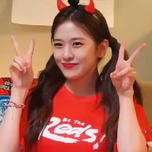 Yujin / @ive_stickers  6