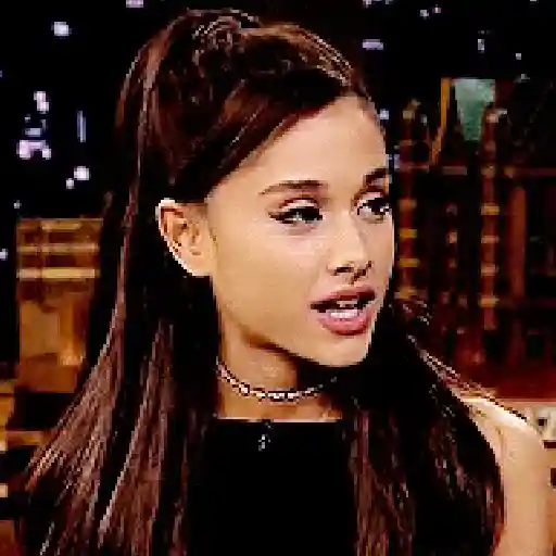 Ariana Grande 💖 19