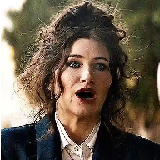 Kathryn Hahn II 16